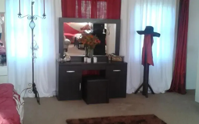 Toujours Plus Boutique Accommodation