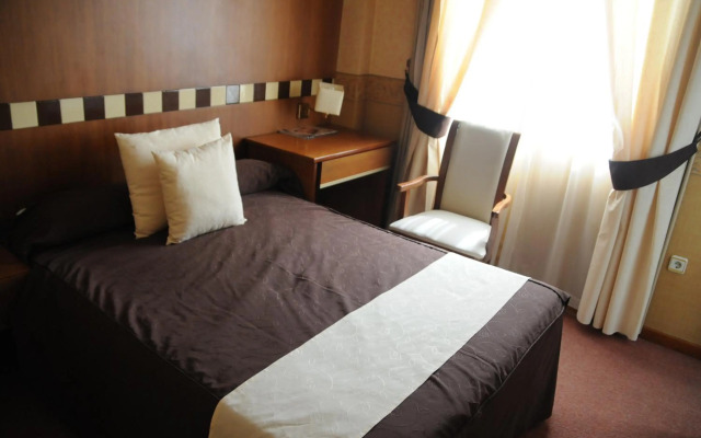 Las Yucas Tradición S.L.