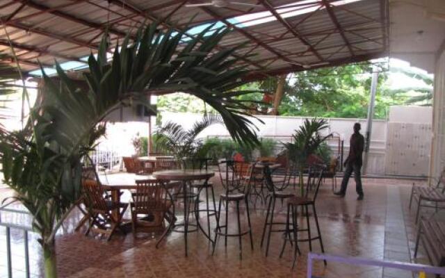Jabali Apartments