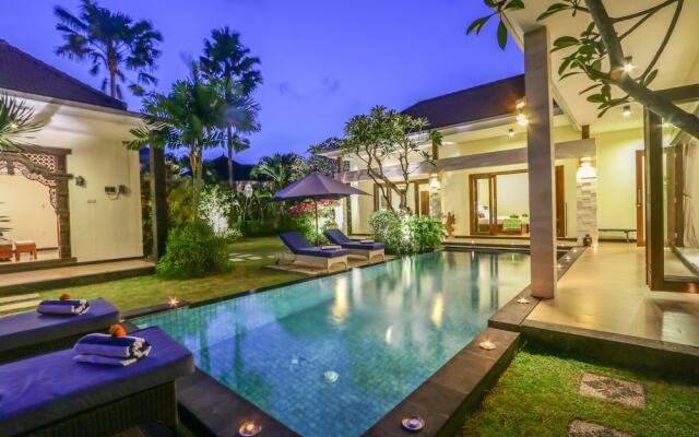 Amabel by Nagisa Bali