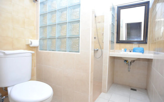 艾里巴厘岛雷吉安 116 号库塔酒店(Airy Legian 116 Kuta Bali)