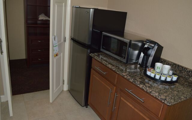 Holiday Inn Charlotte University Executive Park by IHG