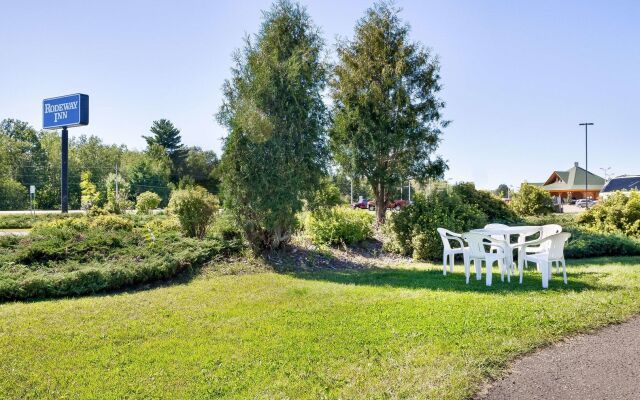 Rodeway Inn Pine River