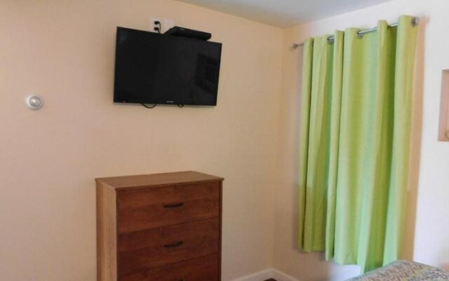 Emerald Isle Motel