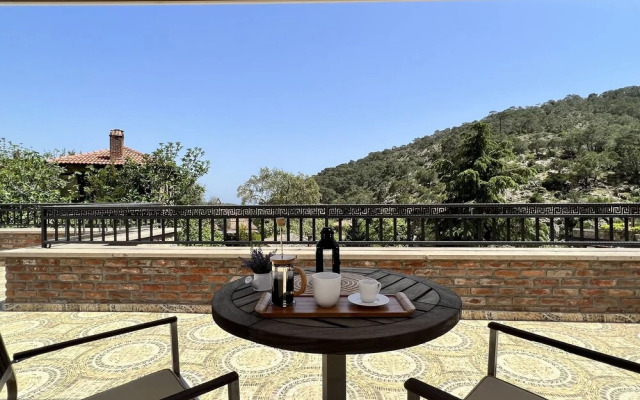 PluVia Boutique Hotel