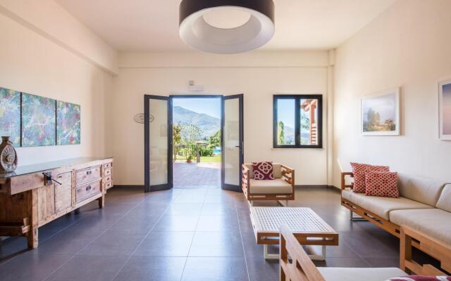 L Ulivo Blu - One-bedroom With Balcony