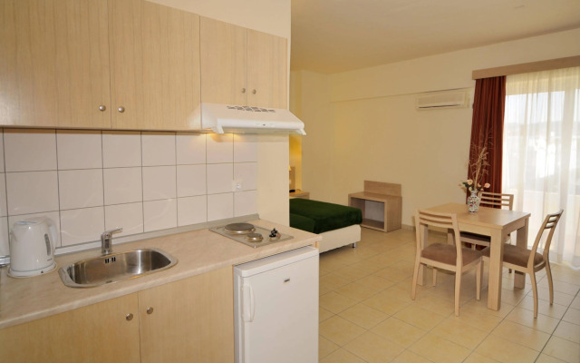 Anita ApartHotel