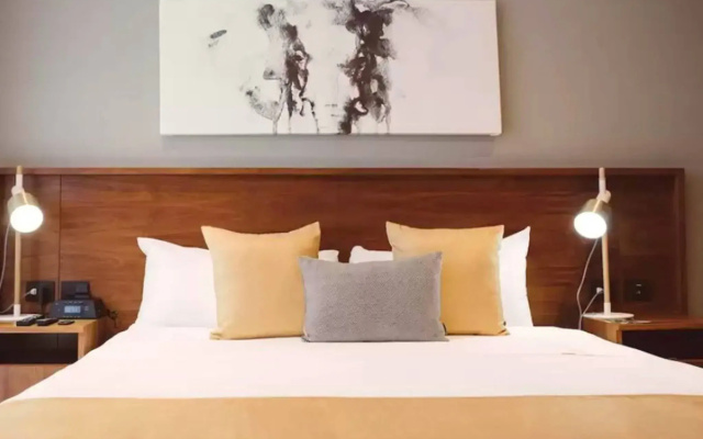 It Residence, Top Location, Luxury 2 Br, Two Roof Pools Beach Club Included