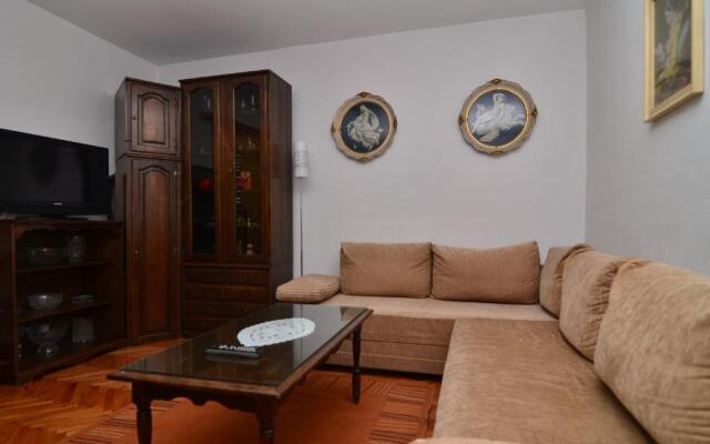 Mucic Apartments