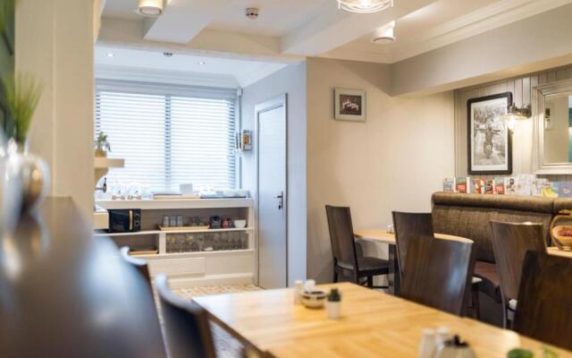 Port 56 Guesthouse