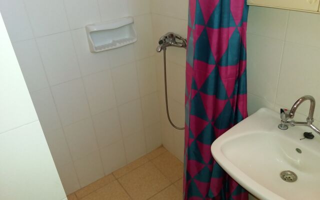 Yanna Studios & Apartments