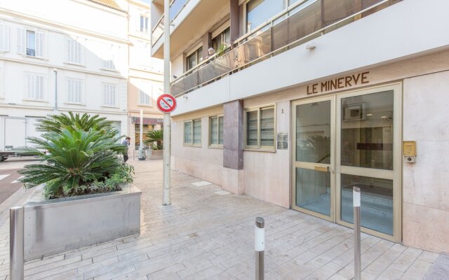 The Seaside YourHostHelper