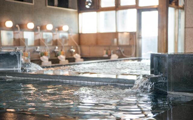 Rex Inn Kawasaki - Caters to Men