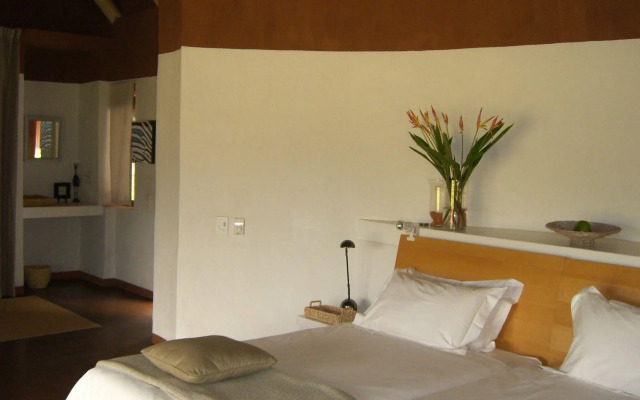 Zebras Crossing Lodge