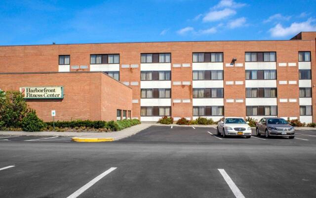 Clarion Hotel Conference Center on Lake Erie