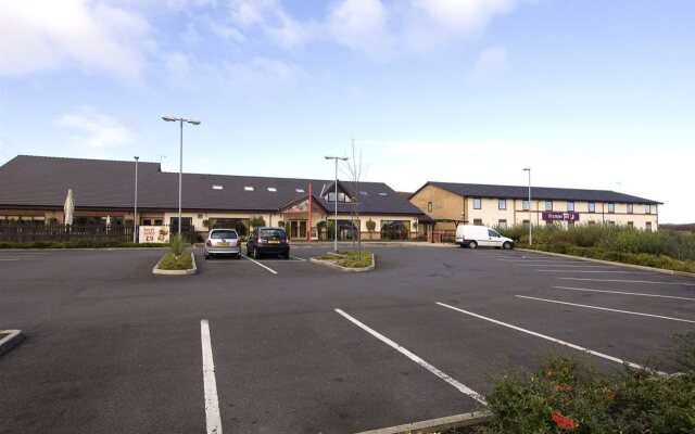 Premier Inn Blackburn South M65,J4