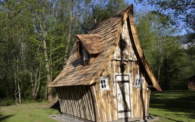 Logis Hôtel les Lodges Du Lac