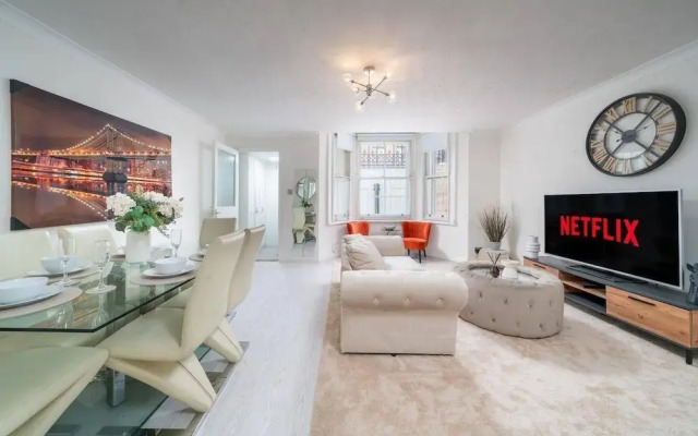 Charming London Apartment Near Edith Grove
