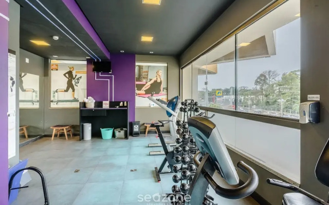 Apt in Cond. with heated pool CUR0905