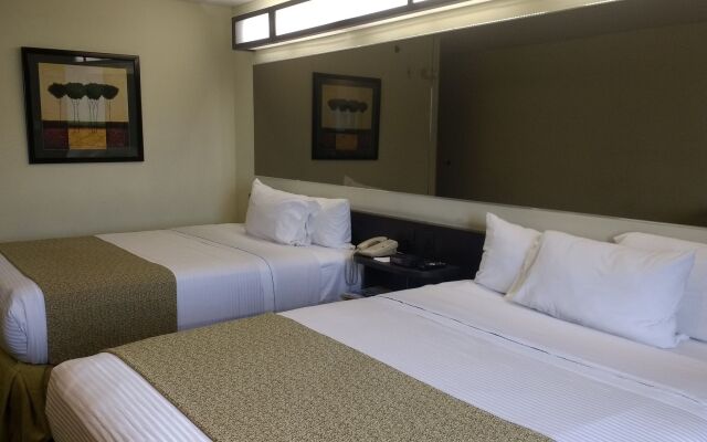 Microtel Inn & Suites by Wyndham Toluca