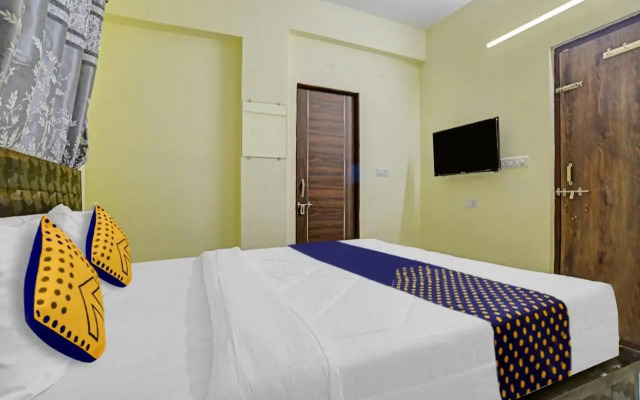 Oyo Flagship 702832 Trinity Inn