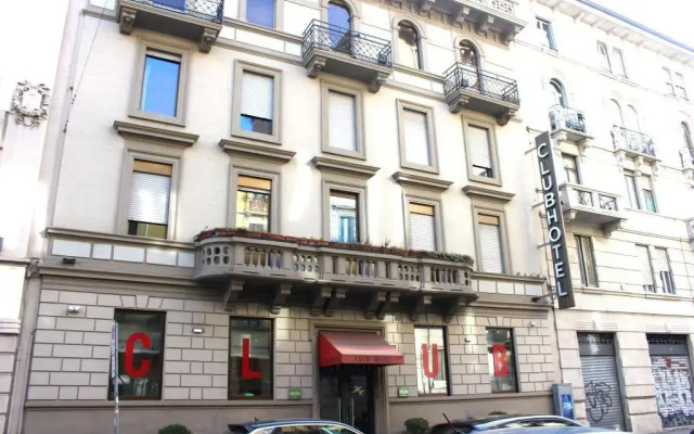 Hotel Club
