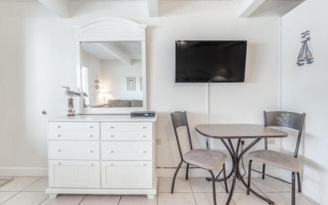 The Waterway by Carolina Retreats