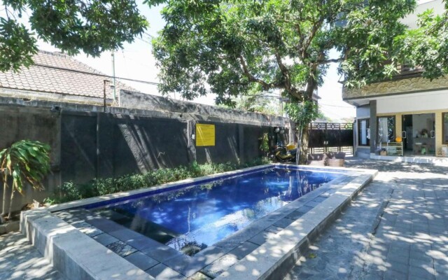 Pudak Sari Homestay by ZUZU
