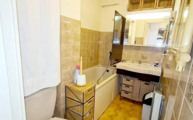 Appartement Six-Fours-les-Plages, 2 pièces, 4 personnes - FR-1-316-212
