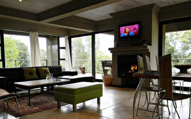 Stonehill River Lodge