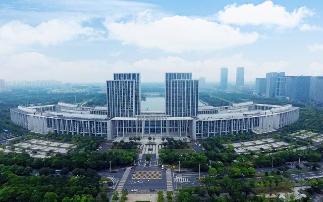 HUALUXE Wuxi Taihu by IHG