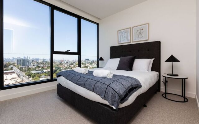 The Lively City 2bed 2 Bath APT @footscray