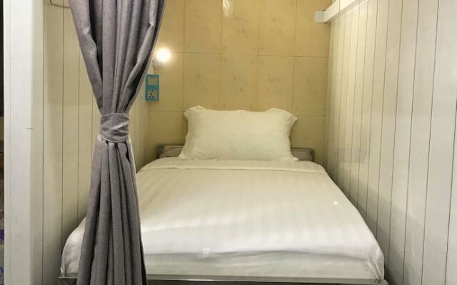 Htinn Yue Tan Hostel