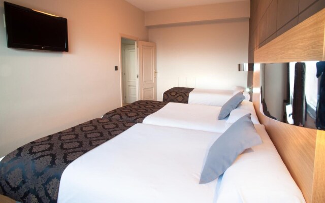 Hotel Universal