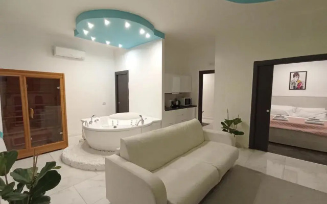 Babylon Luxury Suite & Apartments