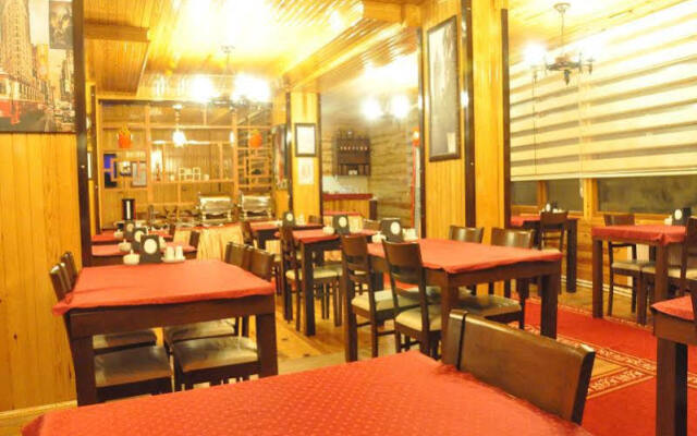 Meric Otel Uzungol