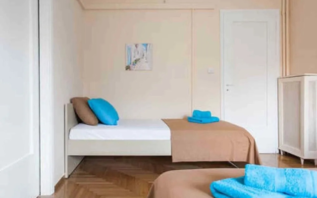 Athens Acropolis Spacious Apartment