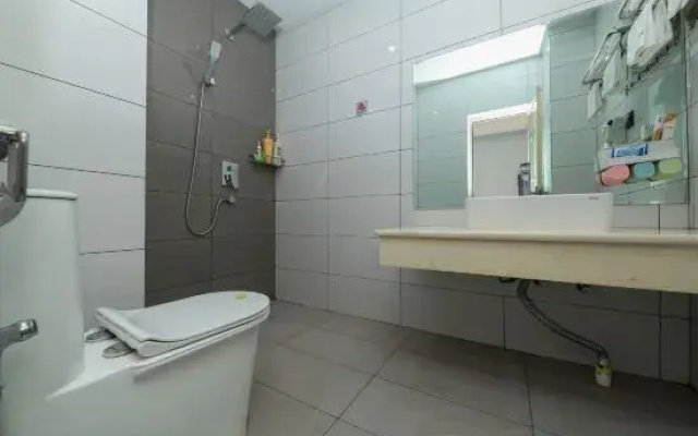 Laobai Hotel (Xishuangbanna Jinghong Gaozhuang Xishuangjing Branch)