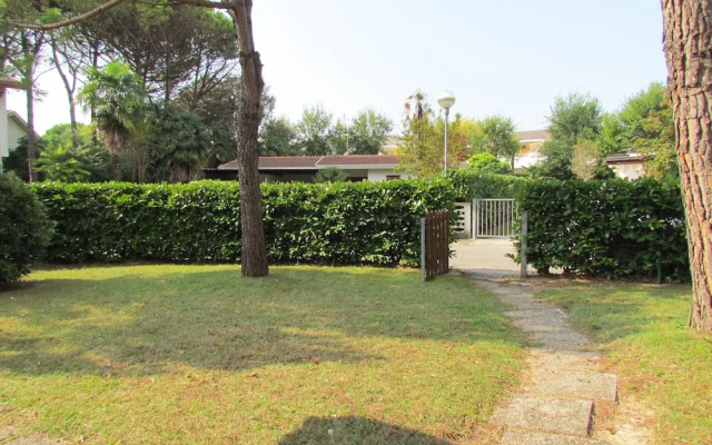 Quiet Charm Near the Beach