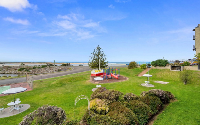 Scamander Beach Resort