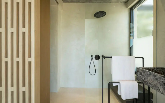 OPENNESS. House by the sea.