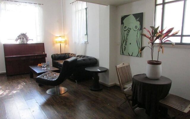 Nina Suites Hotel and Cafe