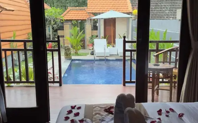 Sayong Wooden House