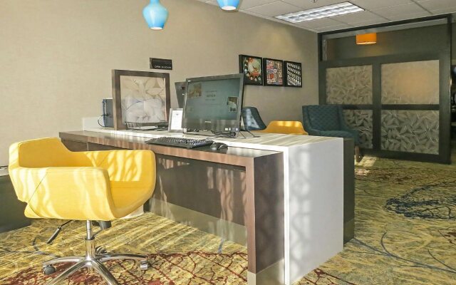 Homewood Suites by Hilton Durham-Chapel Hill / I-40