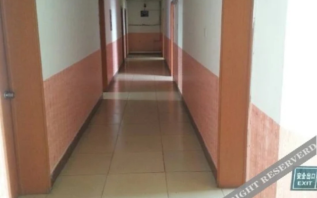 Qixi Business Hotel