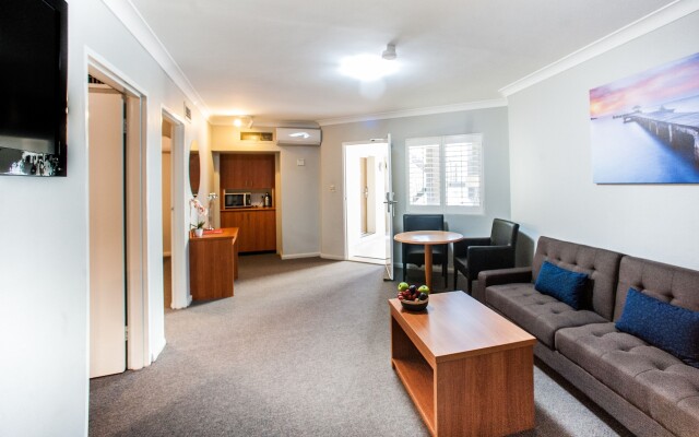 Ramada Hotel & Suites Sydney Cabramatta