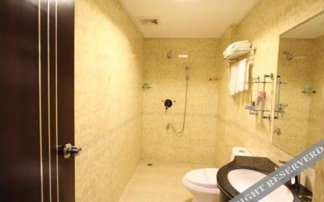 Jiarun Business Hotel
