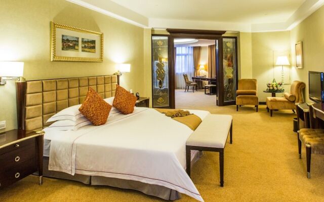 Yang Jiang Country Garden Phoenix Hotel
