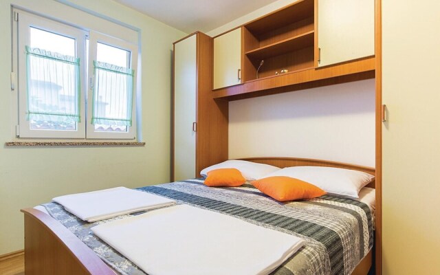 Beautiful Home in Betiga With Wifi and 4 Bedrooms