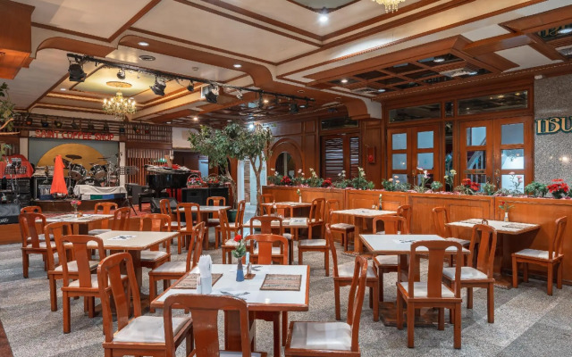 Elizabeth Hotel